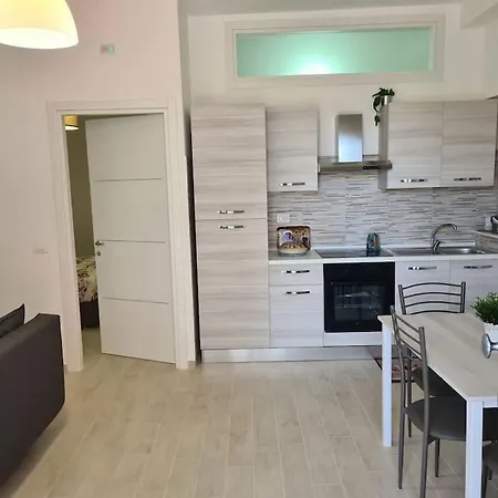 Mini-appartamento Citta Васто